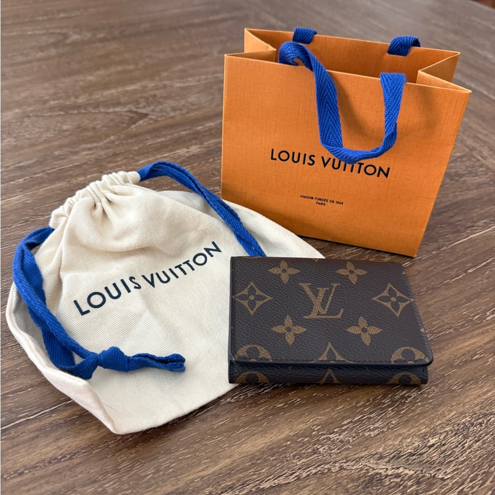 Louis Vuitton Monogram Card Holder